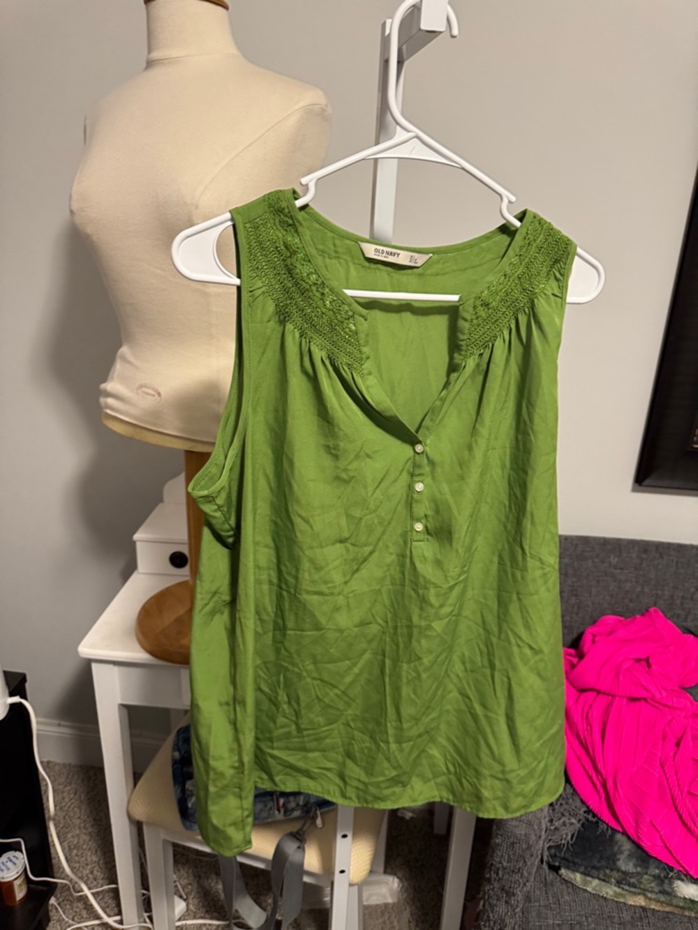 Old Navy Lime Green Smocked Yoke Sleeveless Camisole